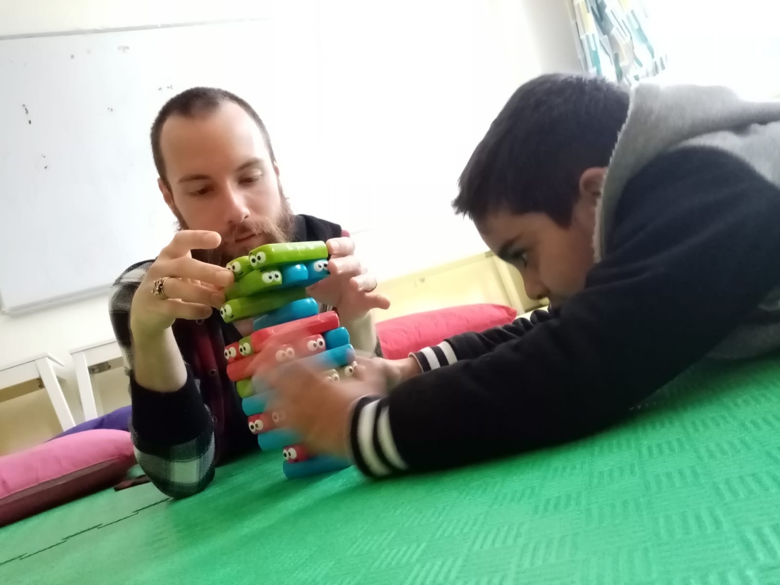 V multikultúrnej tureckej metropole život stíchol, no nezastal