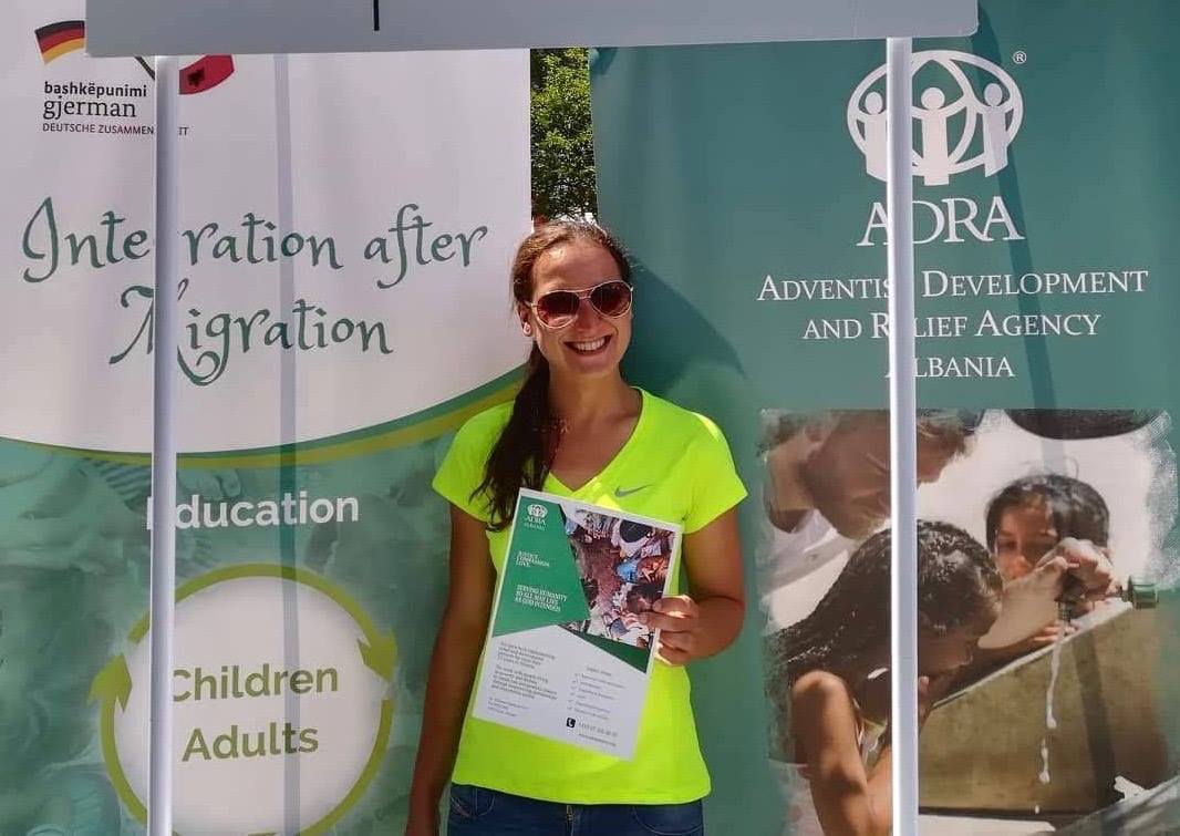 Doučovanie detí z vylúčených komunít jadrom dobrovoľníckych projektov v Albánsku